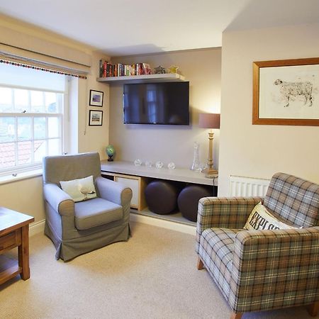 Host & Stay - Spyglass 1708 Whitby Luaran gambar