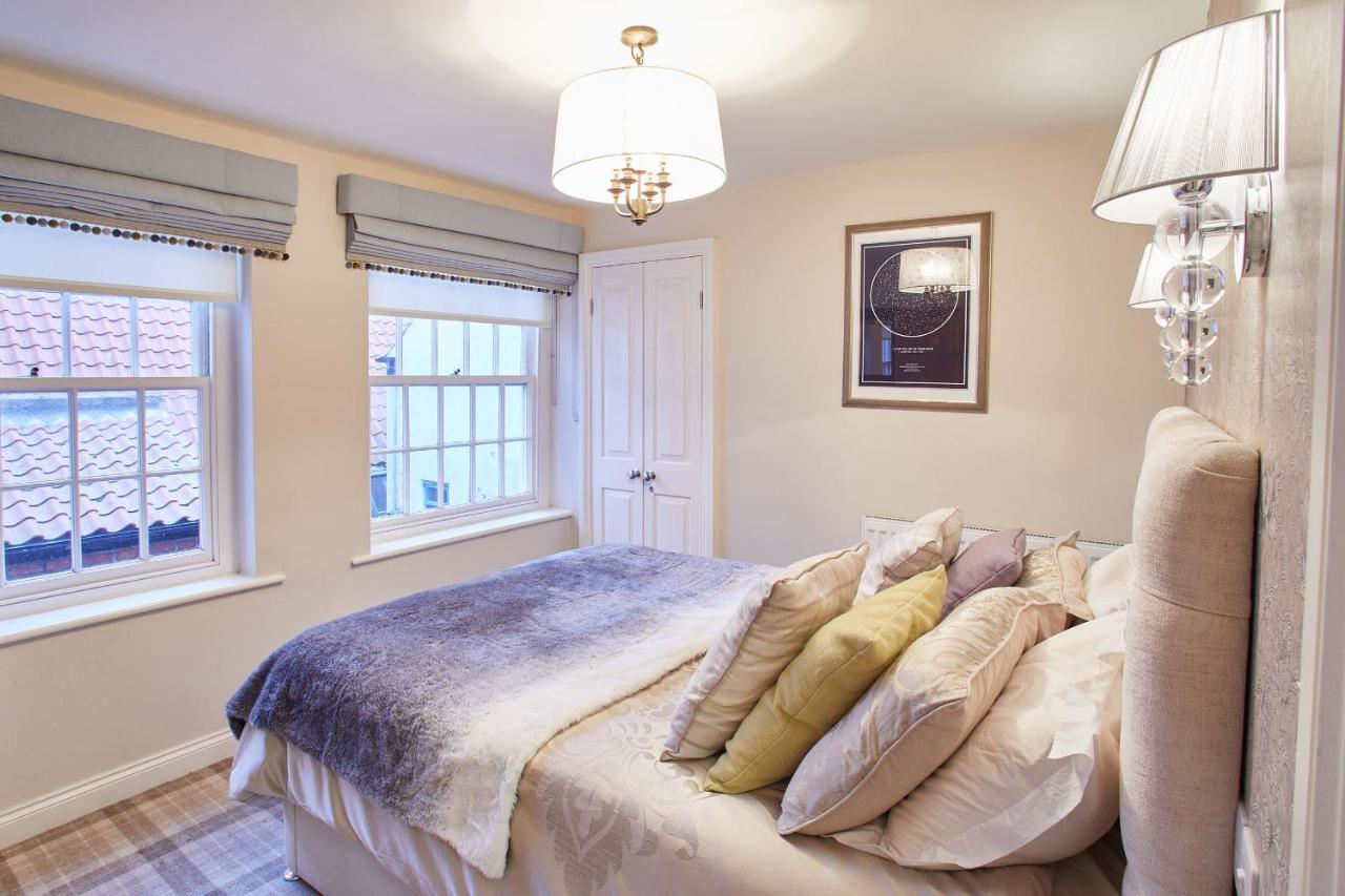 Host & Stay - Spyglass 1708 Whitby Luaran gambar